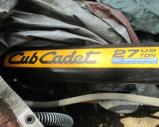 Cub Cadet Log splitter