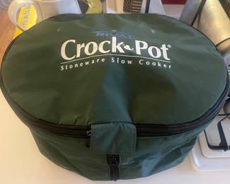 Vintage Crock Pot Floral Pattern
