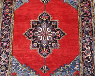 Old Persian Heriz circa 1950 good condition size 7 by 10 ft
$1650