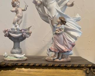 Lladro pieces including boxes. 