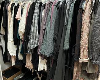 Vintage clothing including Magnolia Pearl, Cynthia Ashby, Mary Grace Heart’s Desire, Dress to Kill, Lee Anderson, and Robin Kaplan. 