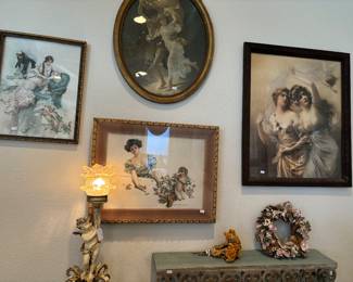 So many wonderful wall pictures