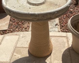 Concrete birdbath