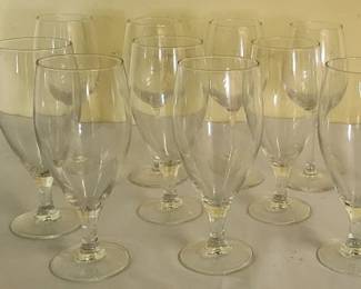 686 - Assorted Stems - 12pcs tallest is 8.25"
