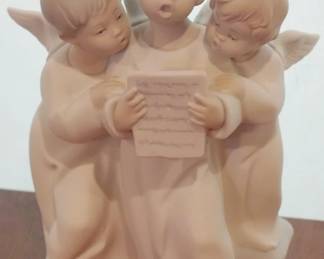 97 - Singing Angel Trio Figure by Lladro 7" tall
