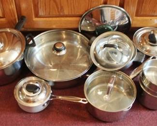 669 - Lot of Pots & Pans
