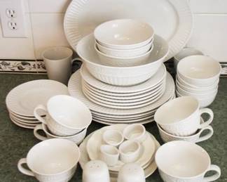 662 - Gibson China - 43pcs
