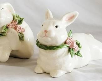 507 - Pair of Vintage Mud Pie Ceramic Bunnies 9.5 x 5 (longest one)

