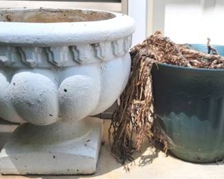 794 - Concrete Planter & Plastic Planter