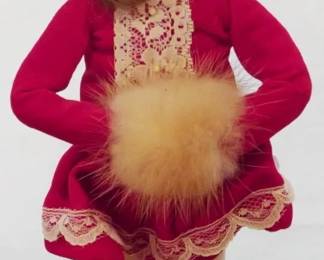 84 - Byers' Choice 1990 Caroler Figure - 9.5" tall
