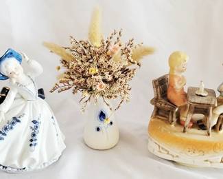 573 - Boy & Girl Music Box & more
