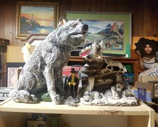 Howling good Wolf collection 