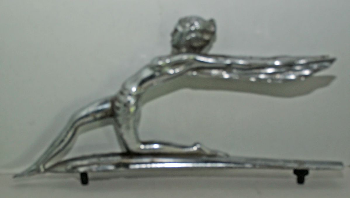 SUPER RARE 1934 OLDSMOBILE WINGED GODDESS HOOD MASCOT WITH MOUNTING NUTS AND BOLTS. 