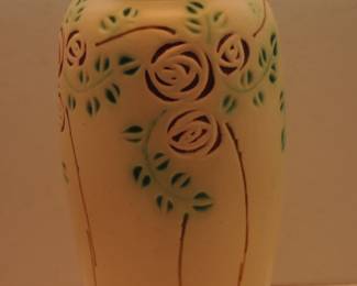 RARE ROSEVILLE "VELMOSS" SCROLE 1916 8" VASE