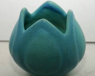 VAN BRIGGLE POTTERY TULIP FLOWER VASE 