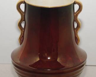 VINTAGE CARLITON ROUGE ROYAL VASE