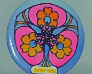 1970 PETER MAX PHYCHEDELIC 1 5/8" PIN