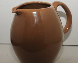 RUSSEL WRIGHT CASUAL PITCHER