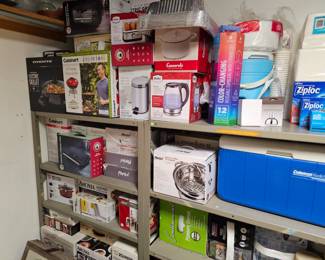 LOTS OF NEW IN THE BOX ITEMS!!! WITH THE HOLIDAYS JUST AROUND THE CORNER BUY YOUR GIFT HERE!!!