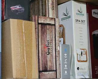 NEW IN THE BOX ITEM!!! LOTS OF THEM. READY TO GIFT! 