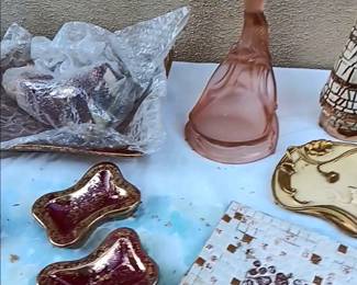 My Estate Sale Yona Frosted Pink Lady Lady ashtray