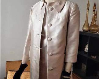 60s Champagne Jackie O Main