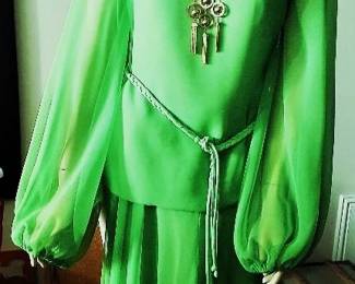 Green chiffon 2 pice main current