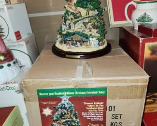 Glory to The New Birn King nativity tree