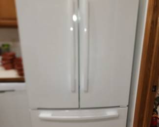 Whirlpool Gold Refrigerator 