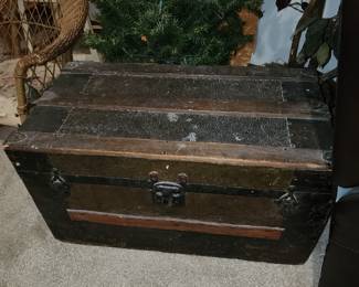 Antique mini trunk