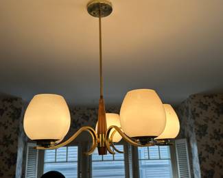 This is possibly my favorite item we have for sale! This is an ABSOLUTELY PERIOD PERFECT MID CENTURY MODERN CHANDELIER! 5 Arms in brass connected to a wooden center! NEAR MIGT and works perfectly! Will be taken down at the END of the sale! (WE NEED THE LIGHT!) Just a stunning piece!