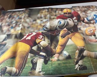 A VERY relevant 1972 Scholastic Poster of the Detroit Lions Action! Does have folds!