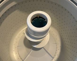 A GREAT Admiral Washing Machine! Works and is in excellent used condition!