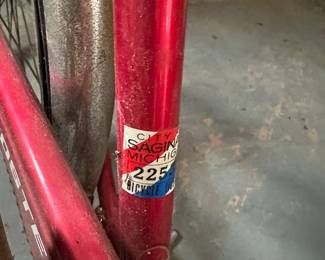A GREAT Vintage Schwinn Speedster Cruiser Bike with front Basket! 26"