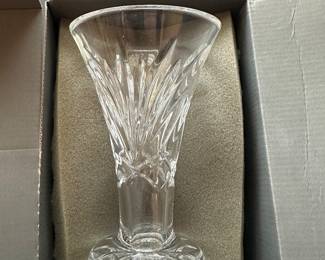Beautiful MINT in the original box Waterford Vase!