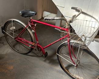 A GREAT Vintage Schwinn Speedster Cruiser Bike with front Basket! 26"