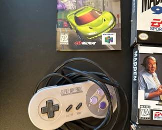 Vintage Nintendo 64 game cartridges! Please note the controller you see its from Super Nintendo. The games are terrific and several are rare!