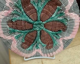 Vintage Horchow - Majolica
Shell & seaweed
C. 1960-1980