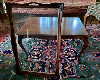 Table can be used with or without