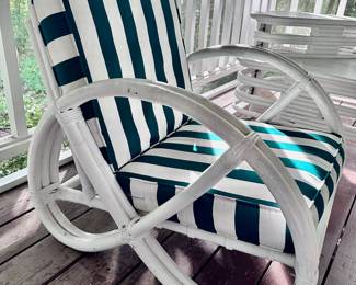 Very Nest Ratan Sofa