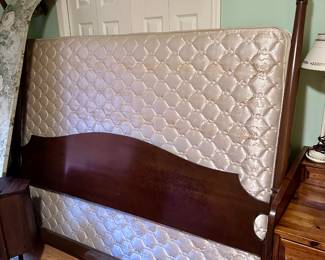 King Size Headboard
Mattress