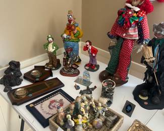 Clown collection items 