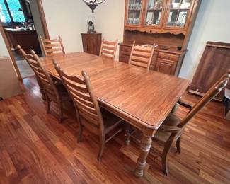 Keller dining table with leaf and 6 chairs