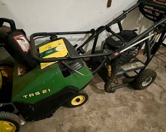 John Deere TRS21 snow thrower