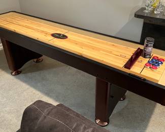 Playcraft shuffleboard table