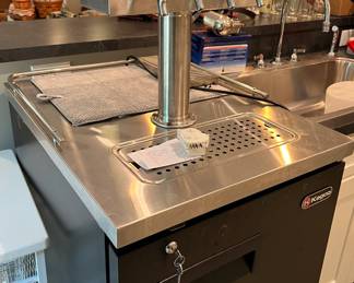 Everything you need to be your own brewmaster, including a Kegco 4-tap "Kegerator"!!