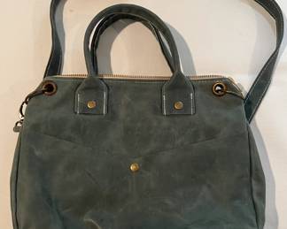 Free2Fly leather purse