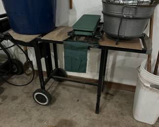 Grill cart