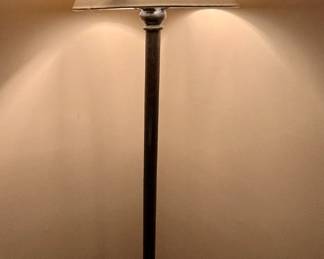Metal pole lamp