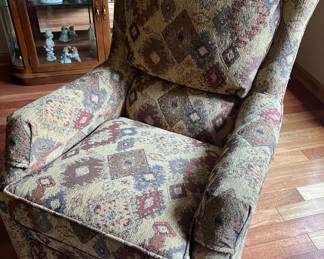 King Hickory swivel armchair (1 of 2)
